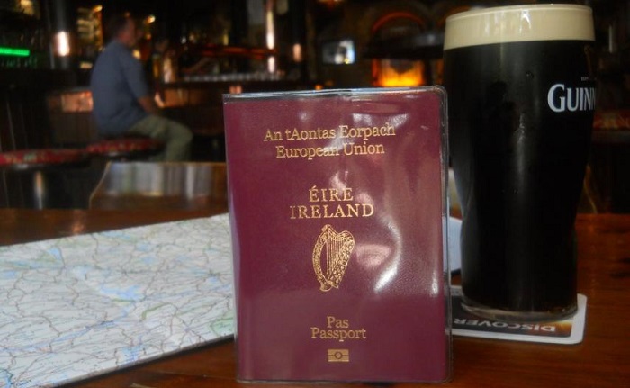 Brexit: Ireland overwhelmed by passport applications